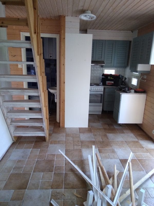 Pientalon purku perustuksineen – Kotka